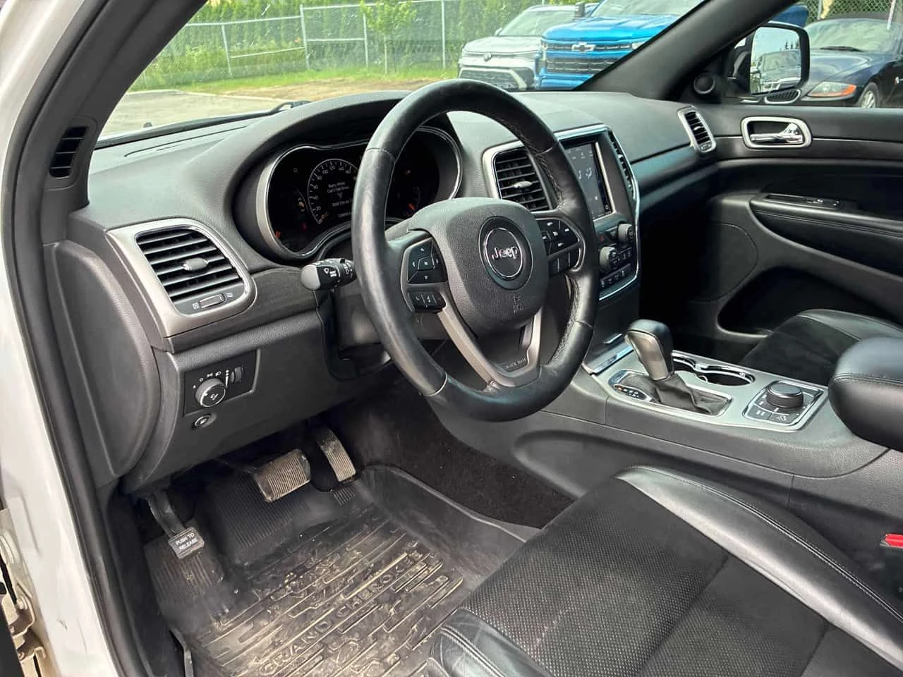 Jeep Grand cherokee * Altitude IV * АВТОКРЕДИТ БЕЗ ПЪРВОНАЧАЛНА ВНОСКА, снимка 5 - Автомобили и джипове - 55157643