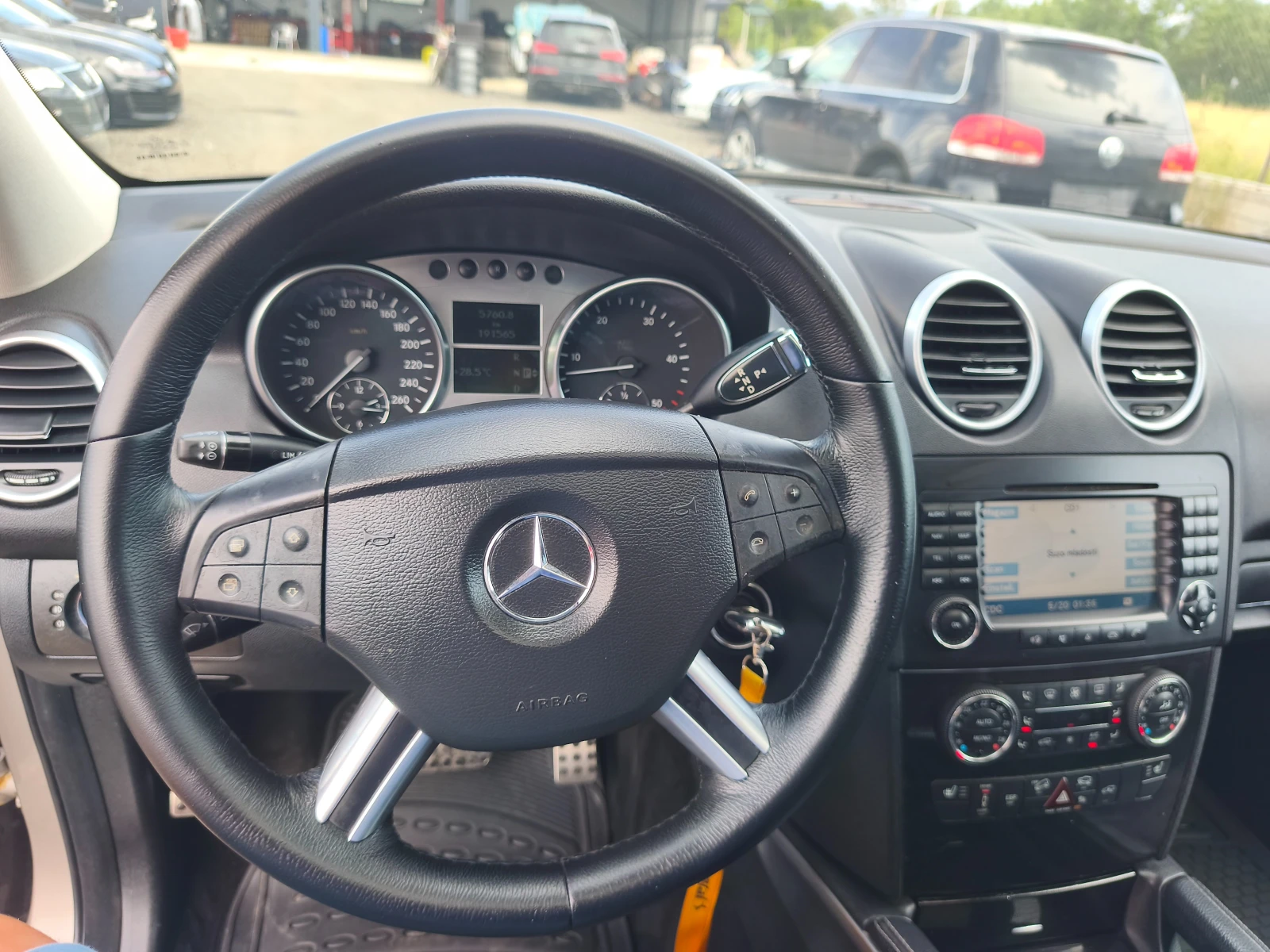 Mercedes-Benz ML 320 Swiss, снимка 10 - Автомобили и джипове - 55215340