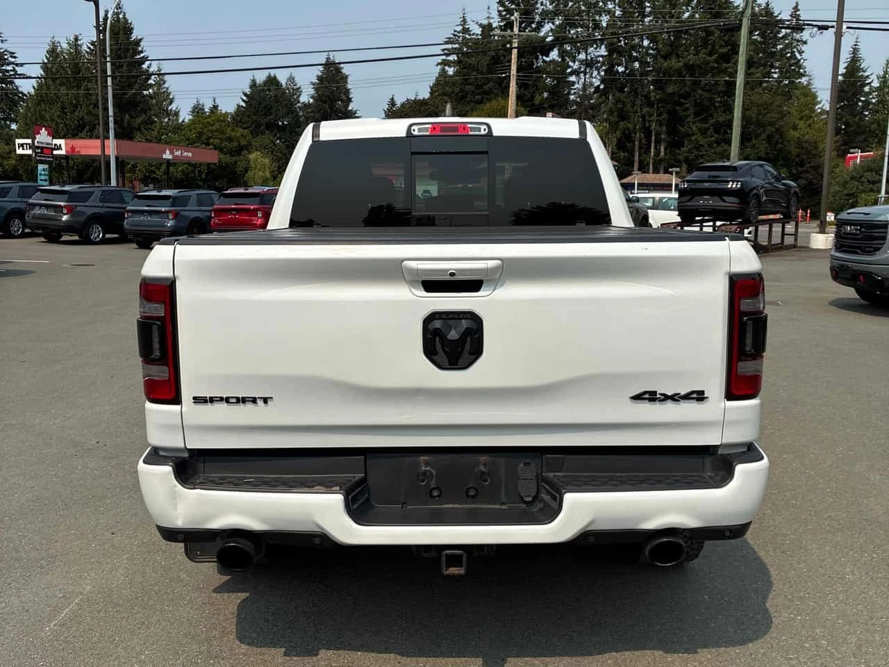 Dodge RAM 1500  Sport / CARFAX / АВТОКРЕДИТ , снимка 4 - Автомобили и джипове - 55590811
