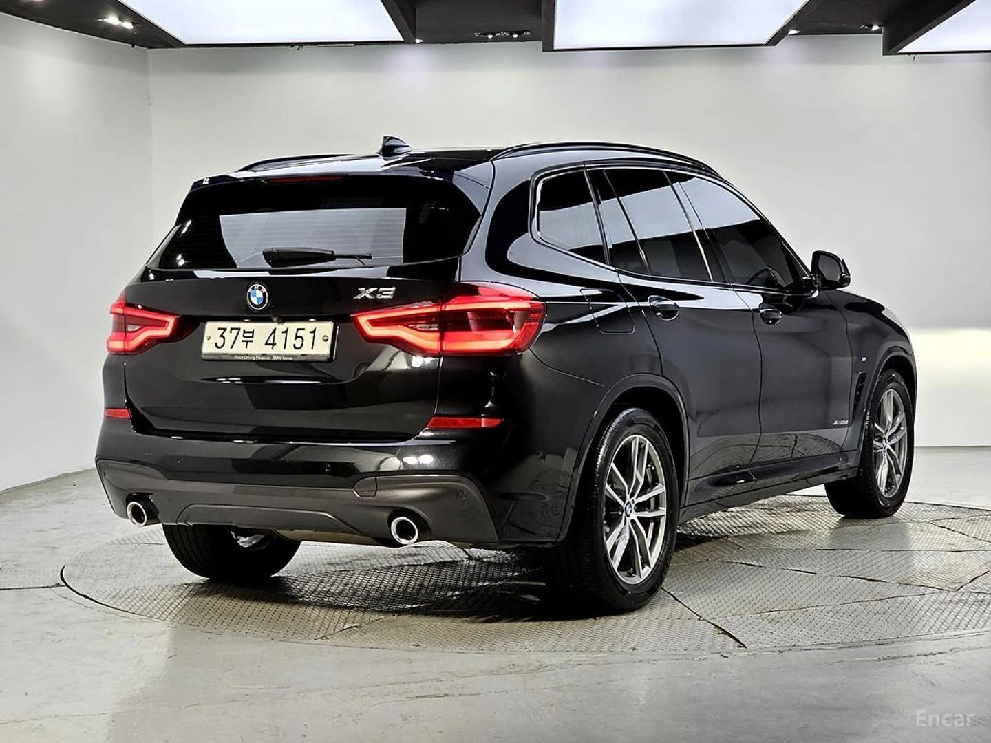 BMW X3 xDrive 20d M Sport* КОЖА* НАВИ* ПАНО* АВТОКРЕДИТ, снимка 4 - Автомобили и джипове - 55644372