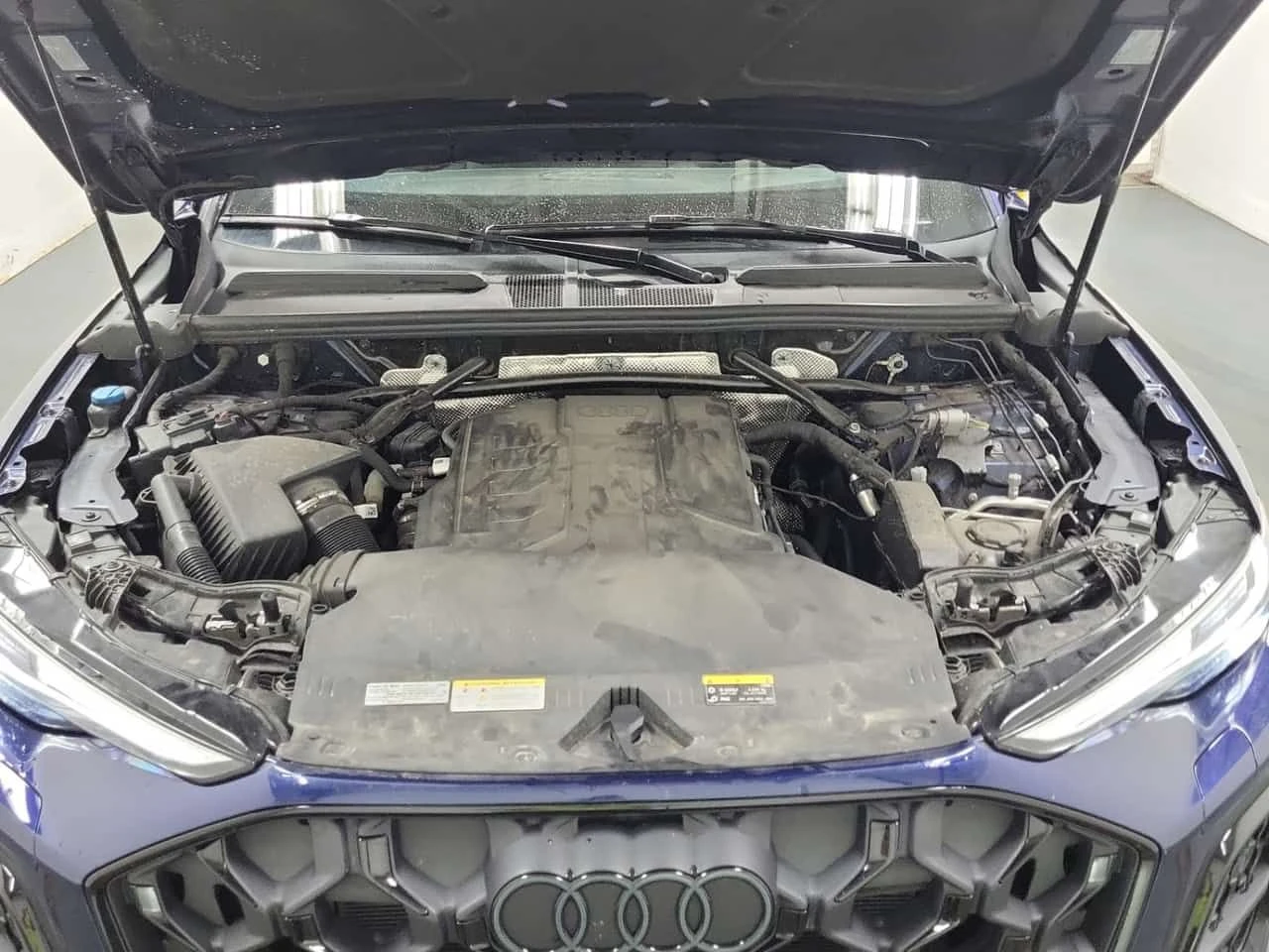 Audi Q5 * PROGRESSIV * CARFAX * ОПЦИЯ ЗА ФИНАНСИРАНЕ, снимка 16 - Автомобили и джипове - 55662229