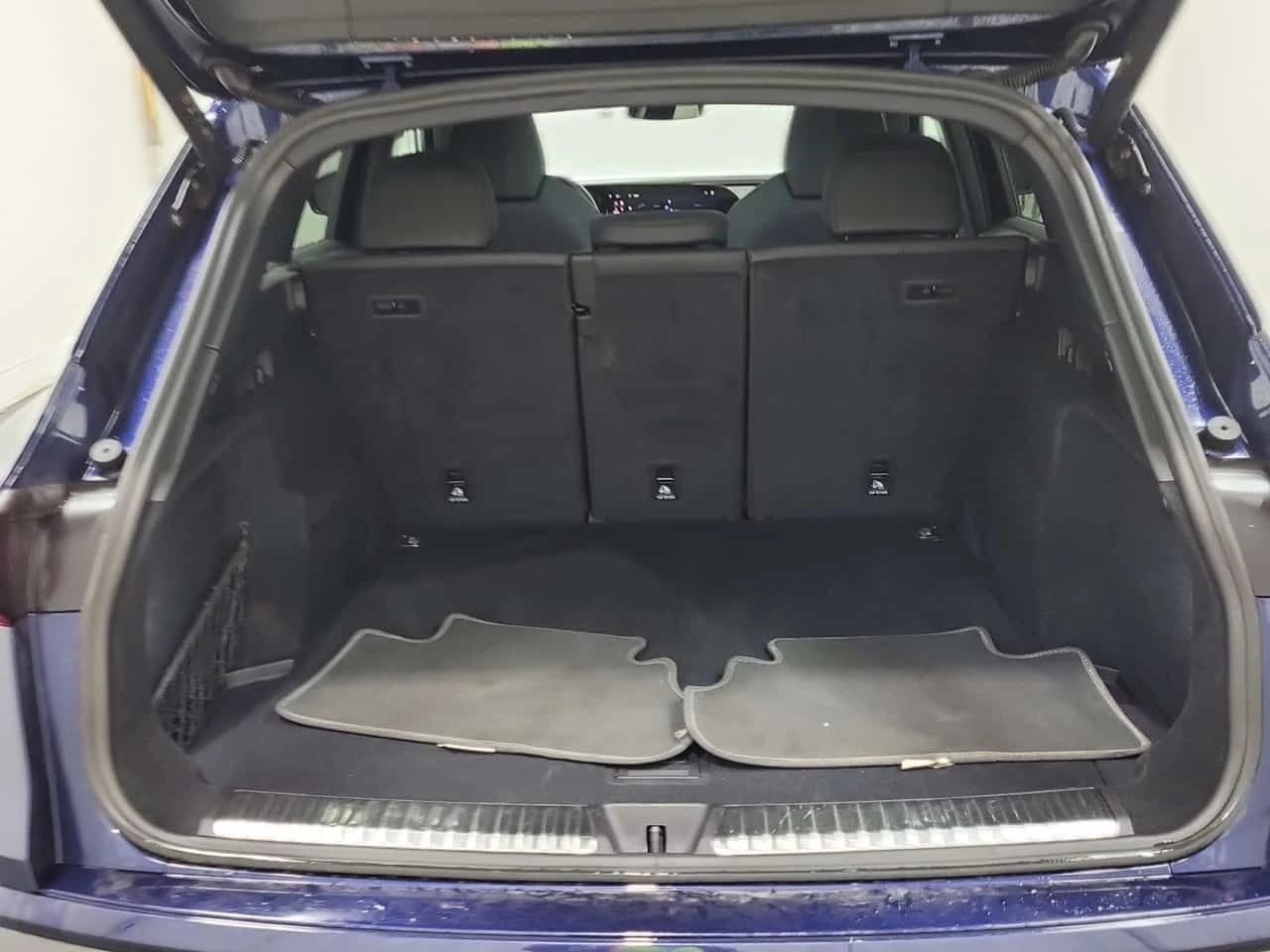 Audi Q5 * PROGRESSIV * CARFAX * ОПЦИЯ ЗА ФИНАНСИРАНЕ, снимка 14 - Автомобили и джипове - 55662229
