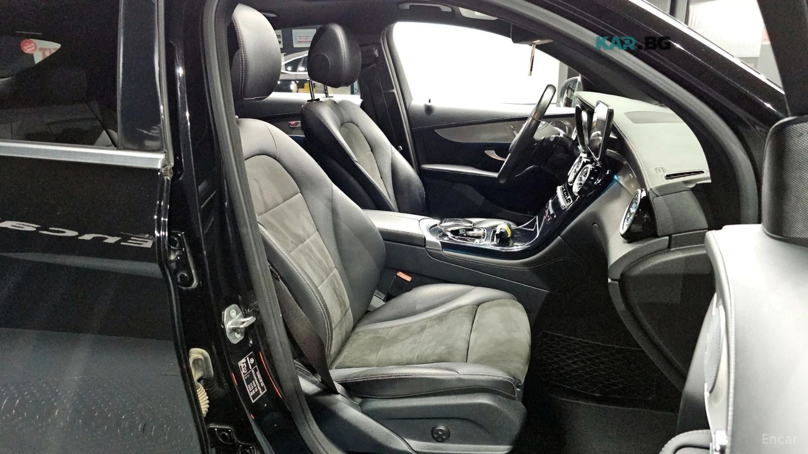 Mercedes-Benz GLC 300 4MATIC* AMG-LINE* BURMESTER* 360* ХЕДЪП* ПОДГРЕВ* , снимка 9 - Автомобили и джипове - 55831879