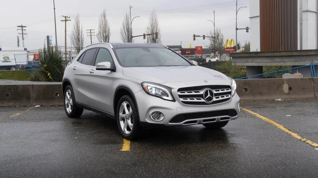 Mercedes-Benz GLA 250 4Matic * АвтоКредит * (ЦЕНА ДО БГ), снимка 3 - Автомобили и джипове - 56231570