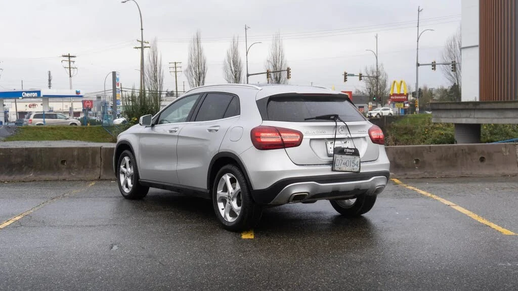 Mercedes-Benz GLA 250 4Matic * АвтоКредит * (ЦЕНА ДО БГ), снимка 5 - Автомобили и джипове - 56231570
