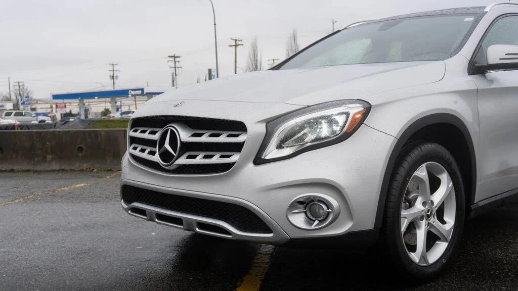 Mercedes-Benz GLA 250 4Matic * АвтоКредит * (ЦЕНА ДО БГ), снимка 2 - Автомобили и джипове - 56231570