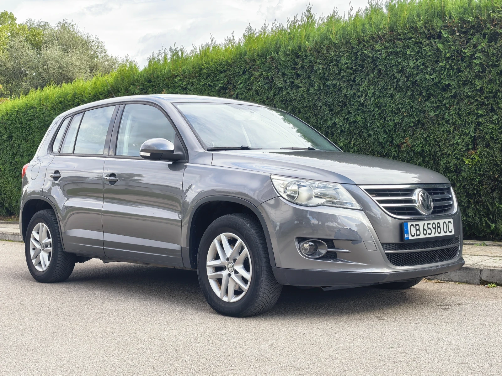 VW Tiguan 2.0 tdi bm Trend&Fun, снимка 6 - Автомобили и джипове - 56274175