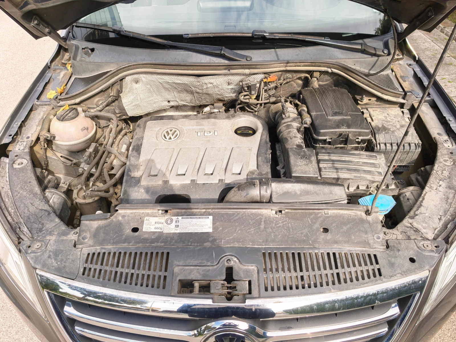 VW Tiguan 2.0 tdi bm Trend&Fun, снимка 10 - Автомобили и джипове - 56274175