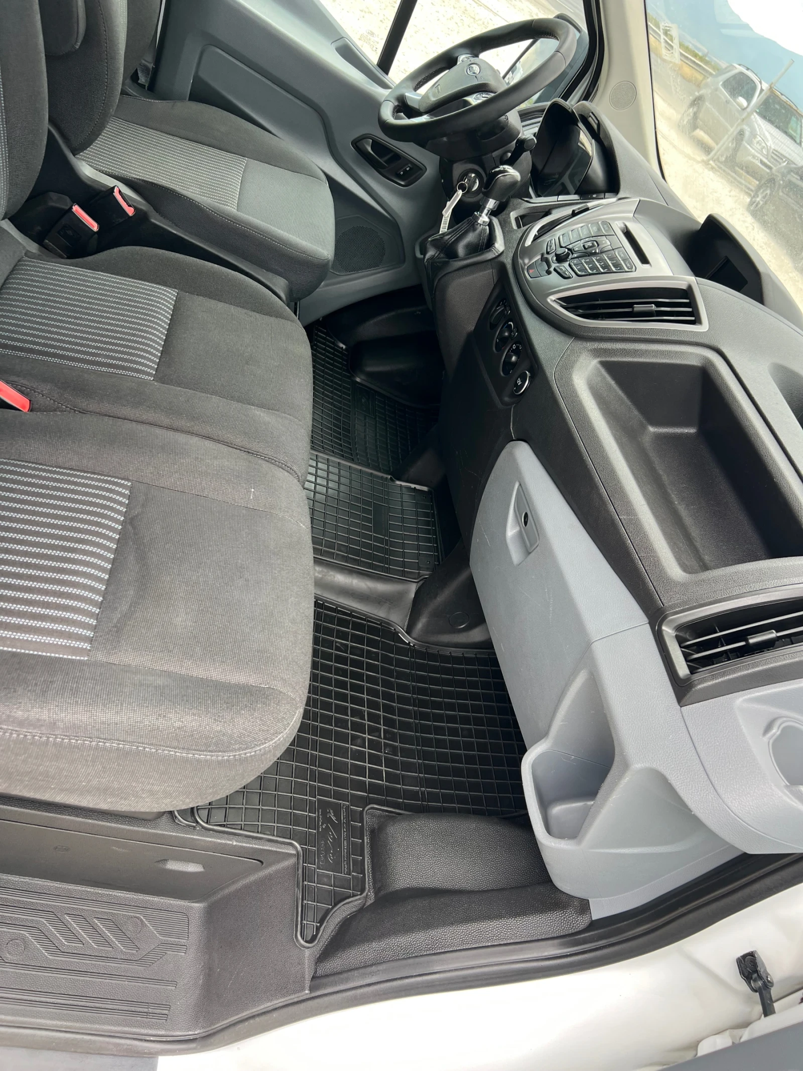 Ford Transit EURO 6d, снимка 16 - Бусове и автобуси - 55382304