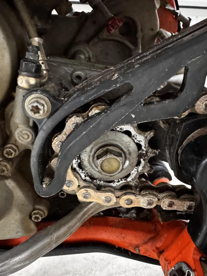 Ktm EXC 250 Six Days практически нов, снимка 11 - Мотоциклети и мототехника - 53329595