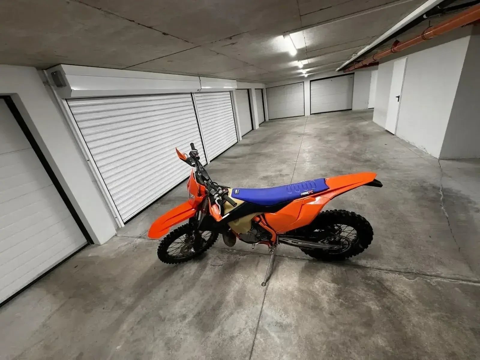 Ktm EXC 250 Six Days практически нов - изображение 2