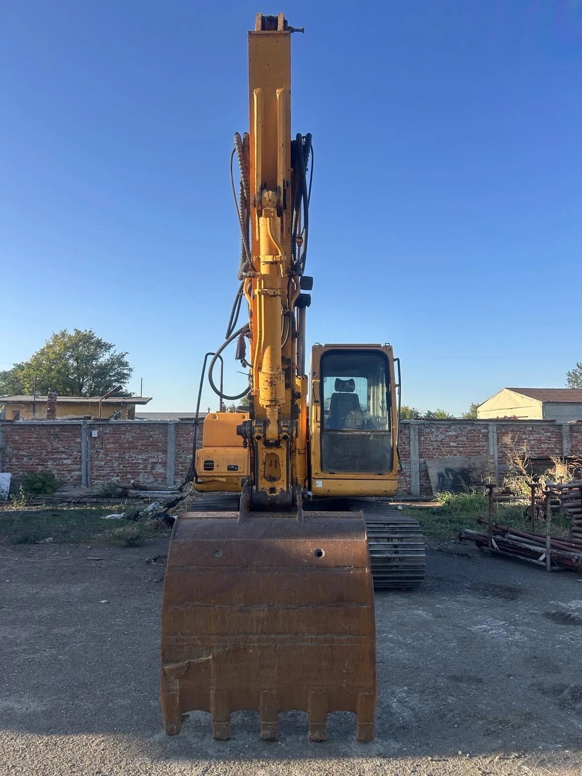 Багер Hyundai Robex 140-7LC - изображение 4
