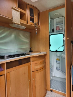 Каравана Adria, снимка 5