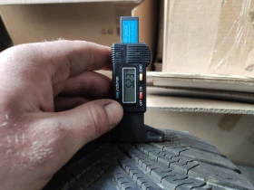 Гуми Зимни 215/55R16, снимка 13