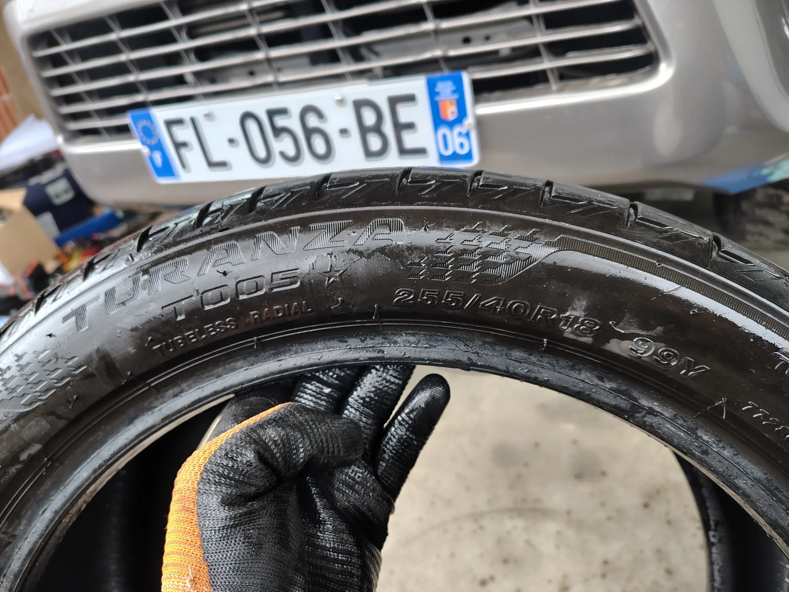 Гуми Летни 255/40R18, снимка 5 - Гуми и джанти - 55841314