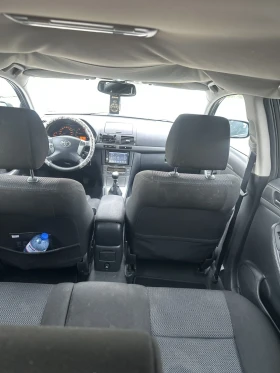 Toyota Avensis 2.2D-CAT, снимка 9