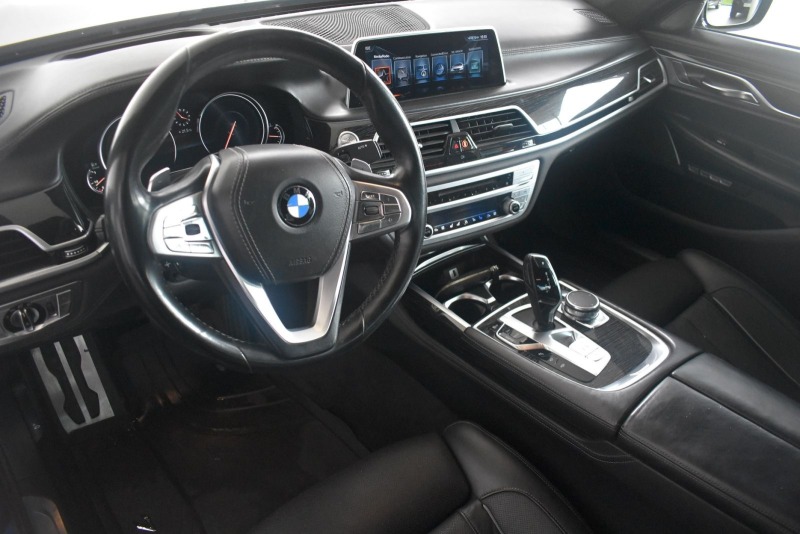 BMW 750 xDrive M sport FULL!, снимка 5 - Автомобили и джипове - 44837065