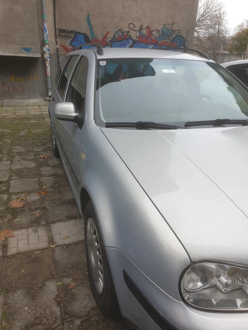 VW Golf, снимка 4 - Автомобили и джипове - 47016856