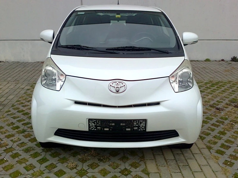 Toyota IQ  BENZIN, снимка 2 - Автомобили и джипове - 44512376