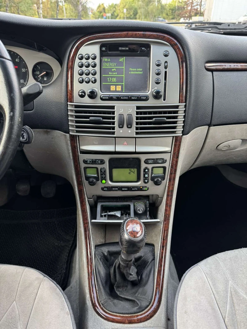 Lancia Lybra 1.9 JTD , снимка 12 - Автомобили и джипове - 51430018