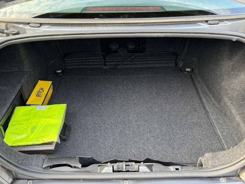 Lancia Lybra 1.9 JTD , снимка 17 - Автомобили и джипове - 51430018