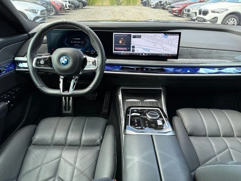 BMW i7 xDrive60/M-SPORT/EXECUTIVE LOUNGE/THEATRE SCREEN/, снимка 10 - Автомобили и джипове - 51613363