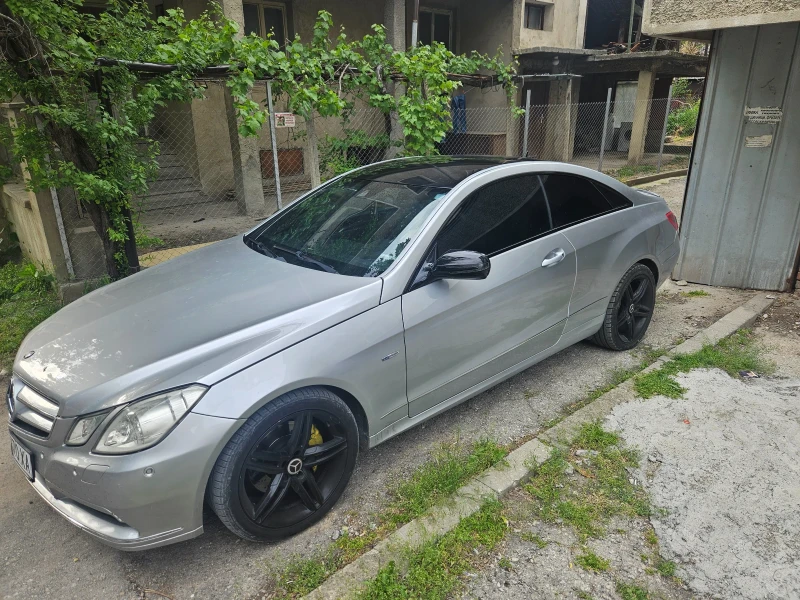Mercedes-Benz E 250, снимка 8 - Автомобили и джипове - 53263941