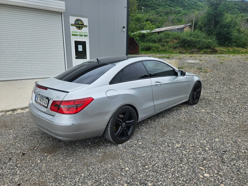 Mercedes-Benz E 250, снимка 2 - Автомобили и джипове - 53263941