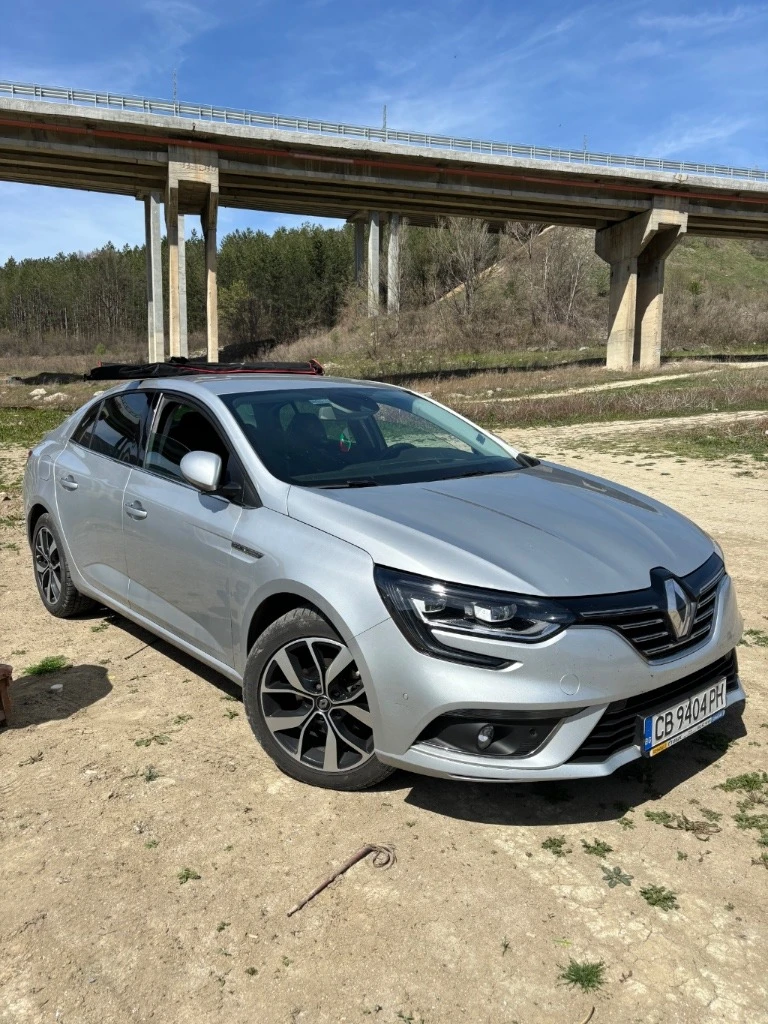 Renault Megane 1.4 TCe, снимка 1 - Автомобили и джипове - 48936617