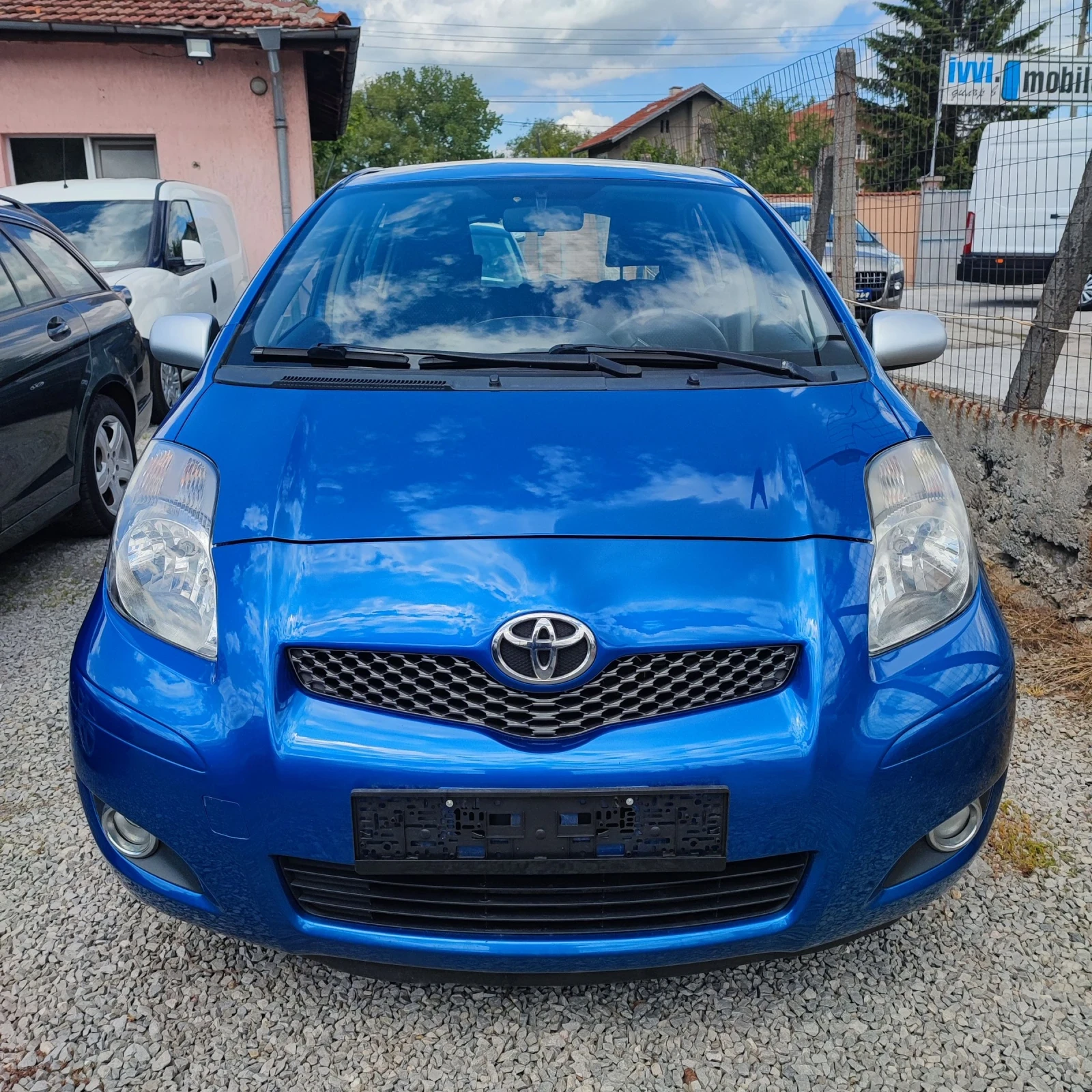 Toyota Yaris 1.0* VVT-I * SOL* FACELIFT*  - изображение 2
