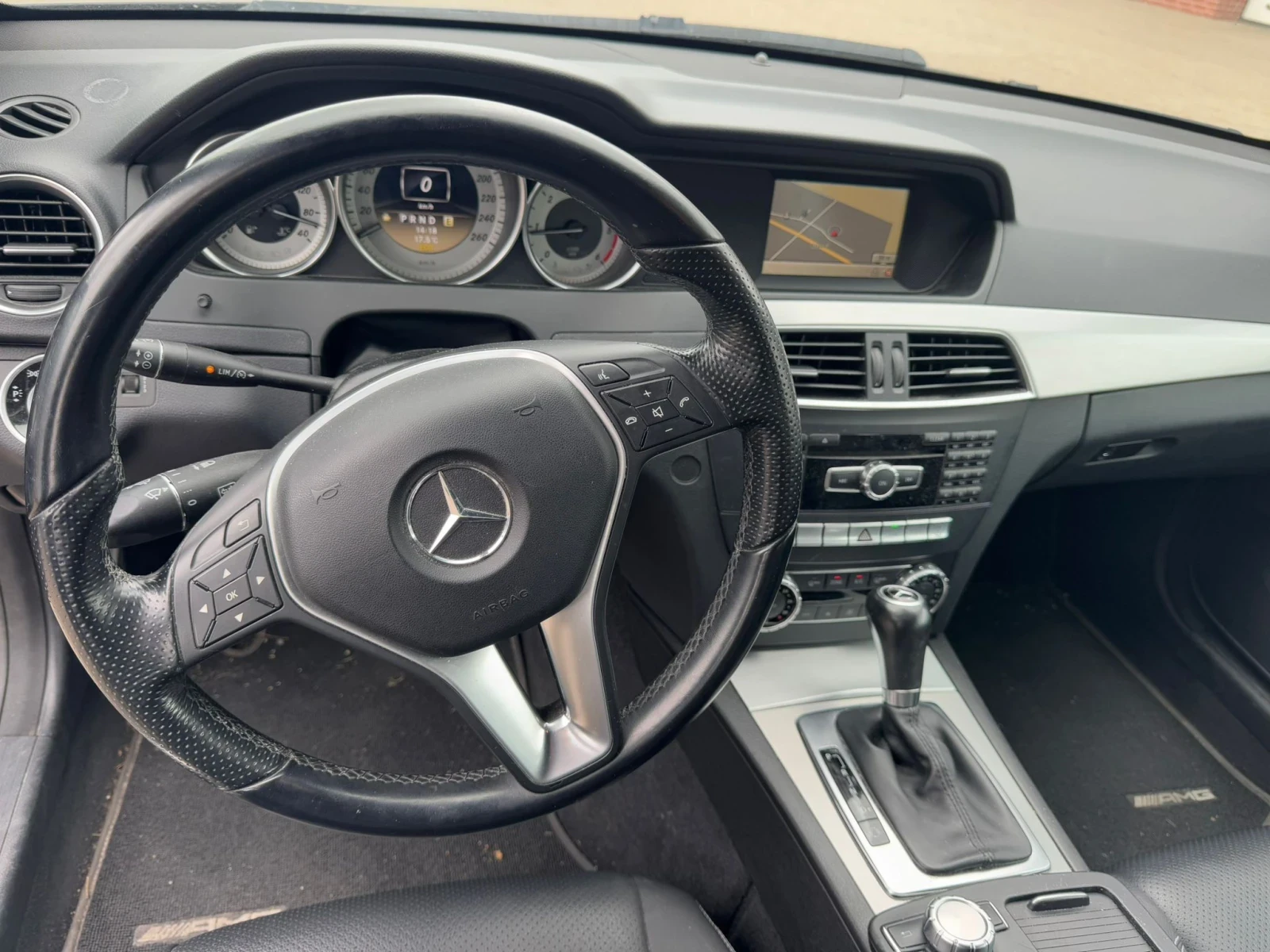 Mercedes-Benz C 220 AMG  - изображение 8