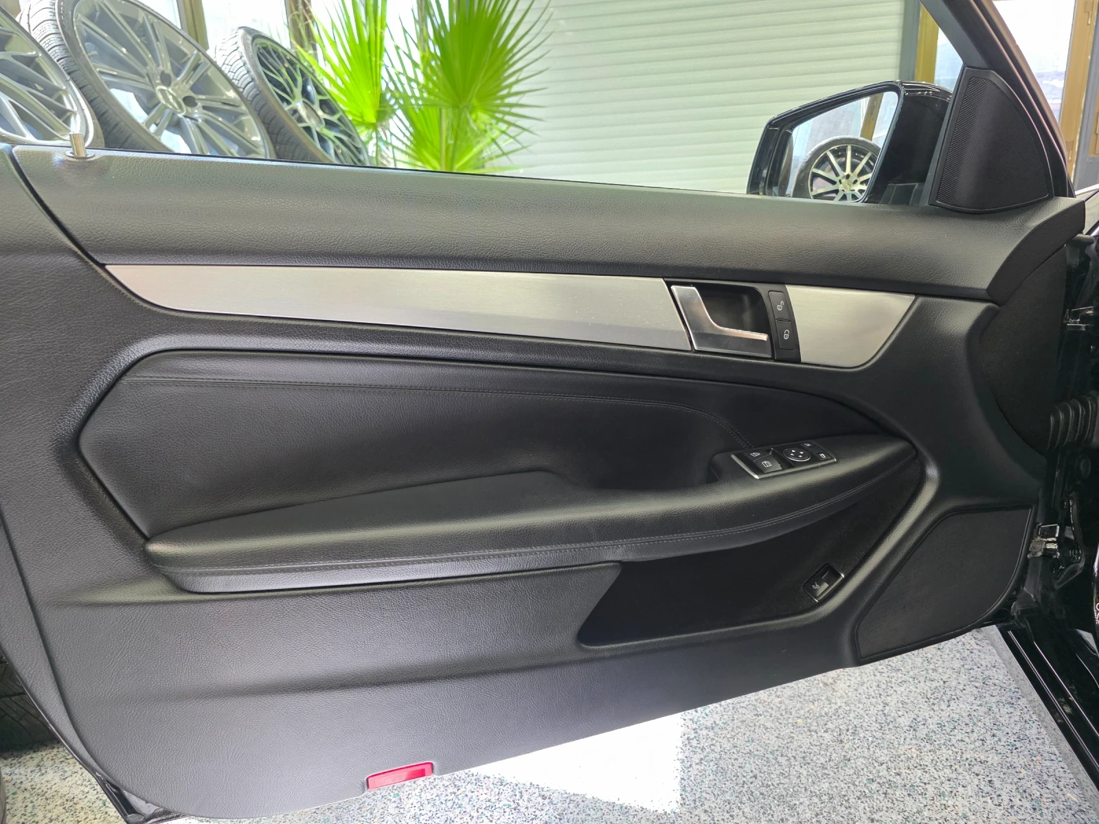 Mercedes-Benz C 220 AMG  | Mobile.bg   13