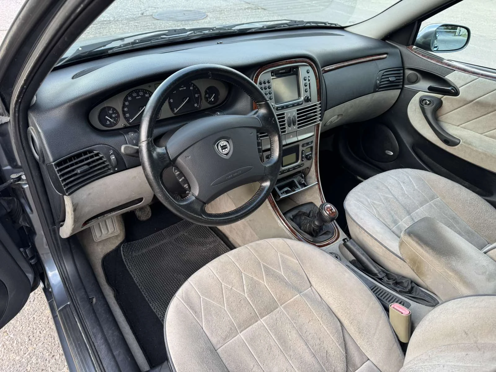 Lancia Lybra 1.9 JTD  - изображение 10