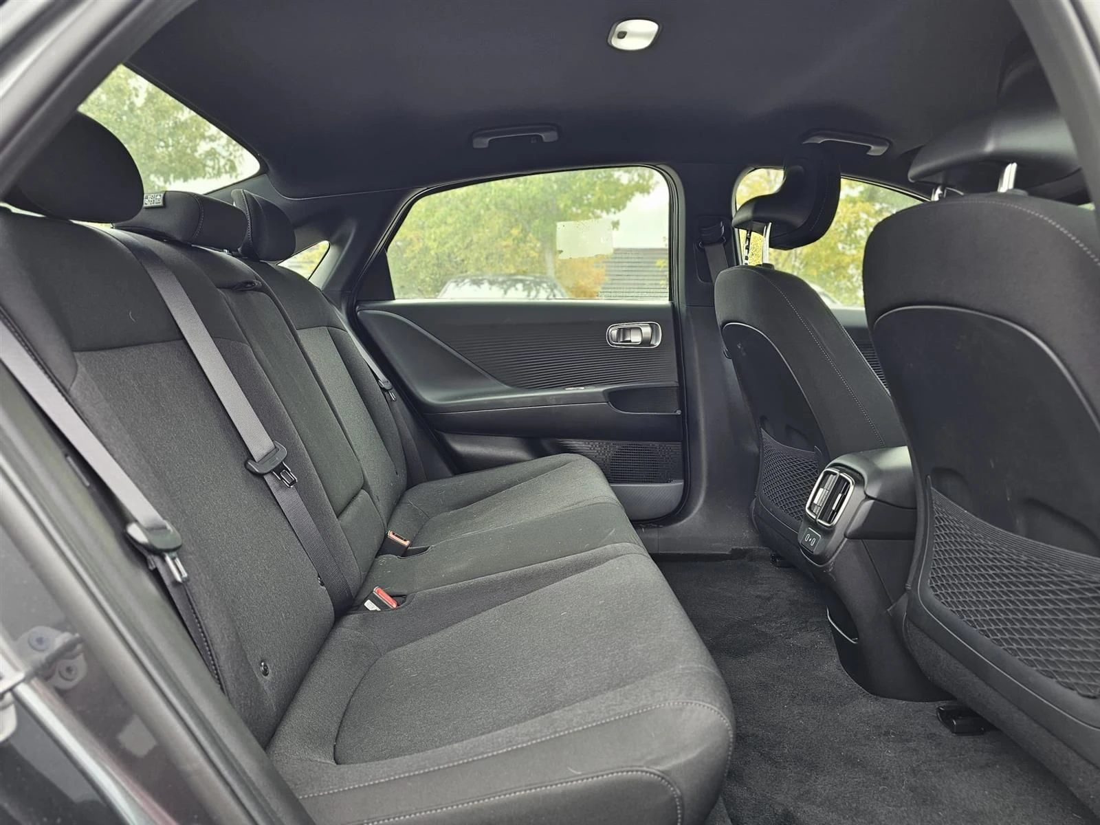 Hyundai Ioniq 6 UltimatePackage* Подгрев* МъртваТ* Камера - изображение 7
