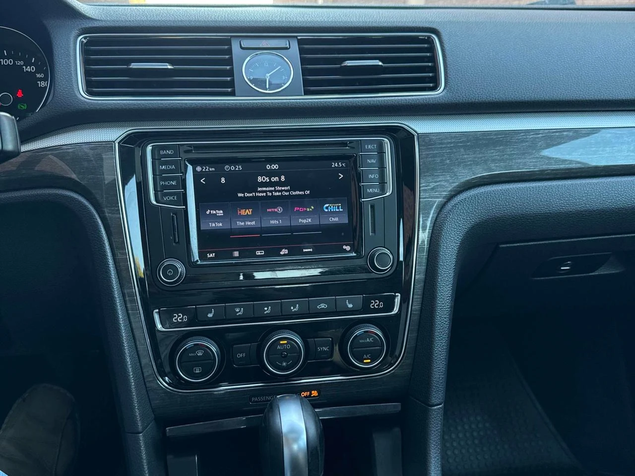 VW Passat Comfortline* Авто финансиране* Карфакс - изображение 9