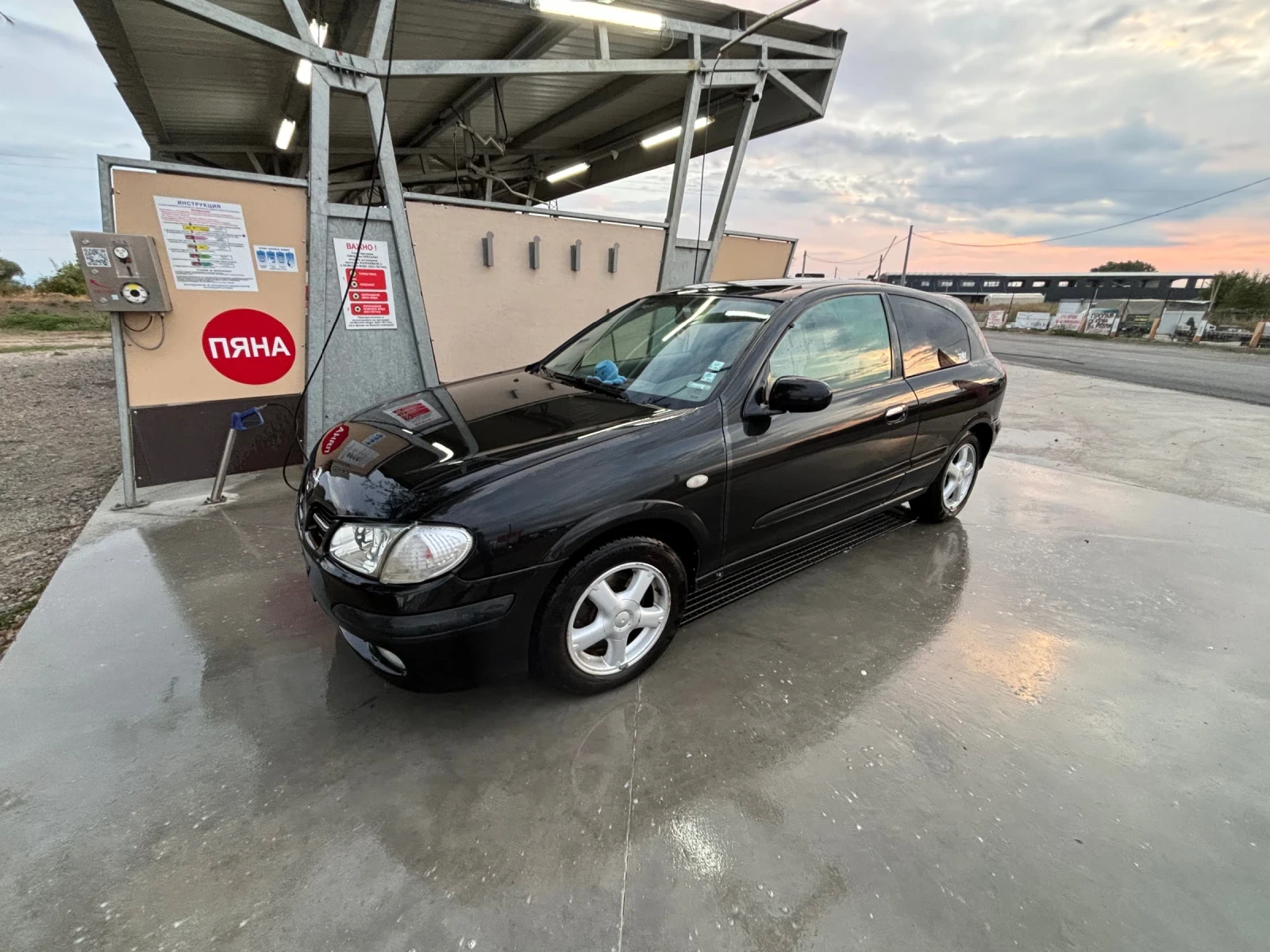 Nissan Almera, снимка 3 - Автомобили и джипове - 53763799