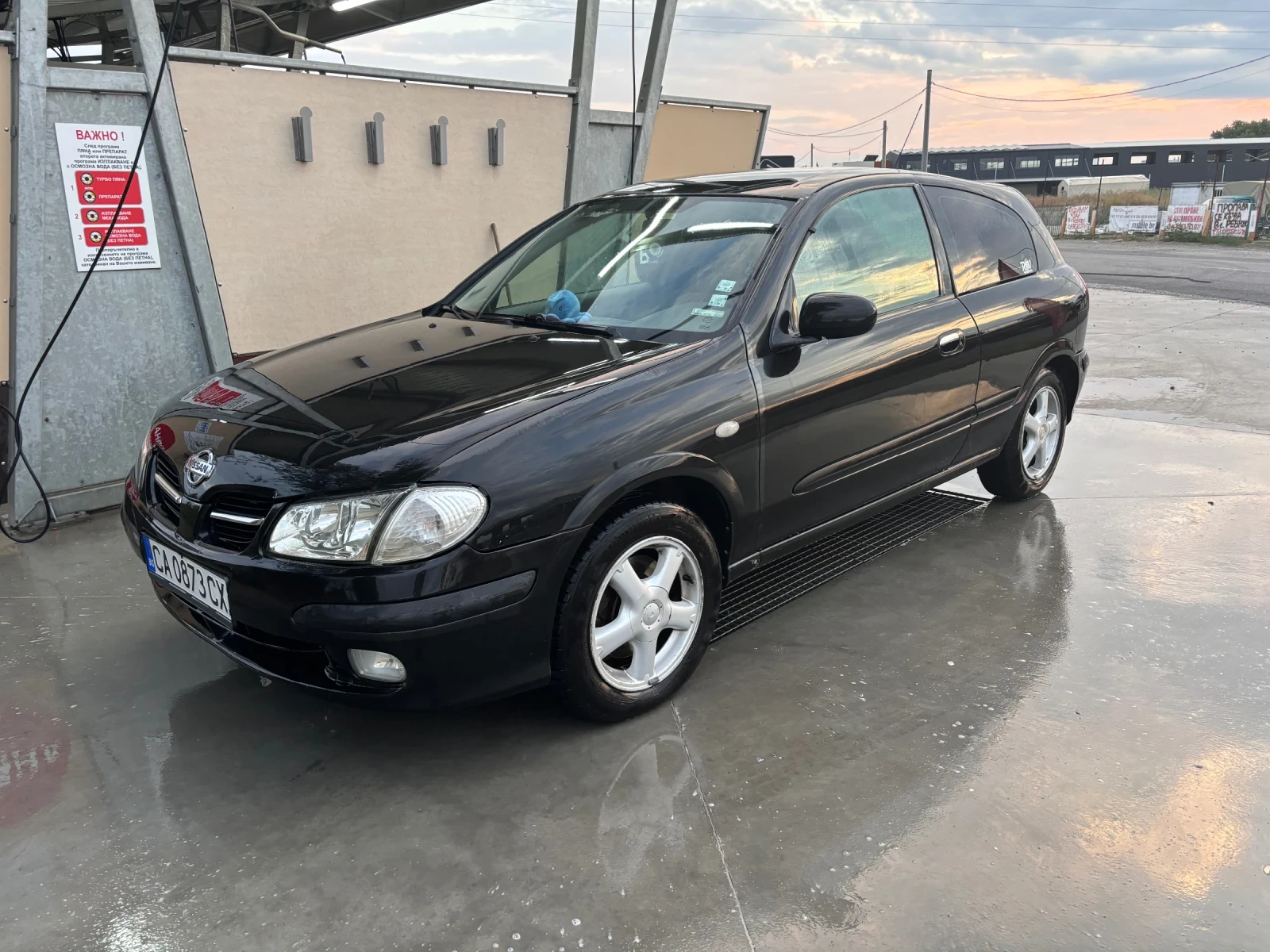 Nissan Almera