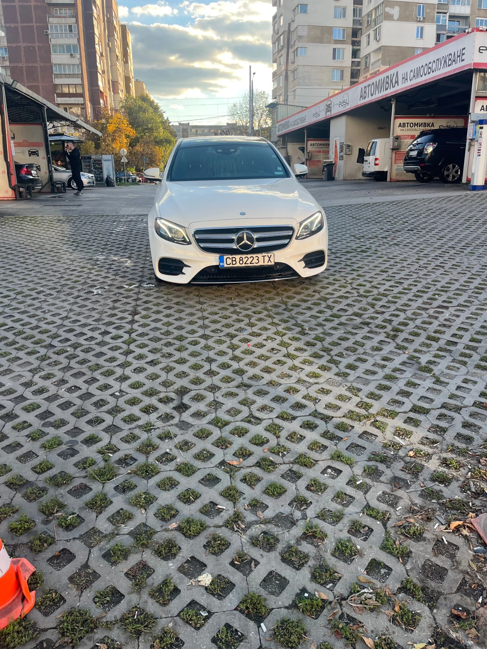 Mercedes-Benz E 400, снимка 7 - Автомобили и джипове - 53906690