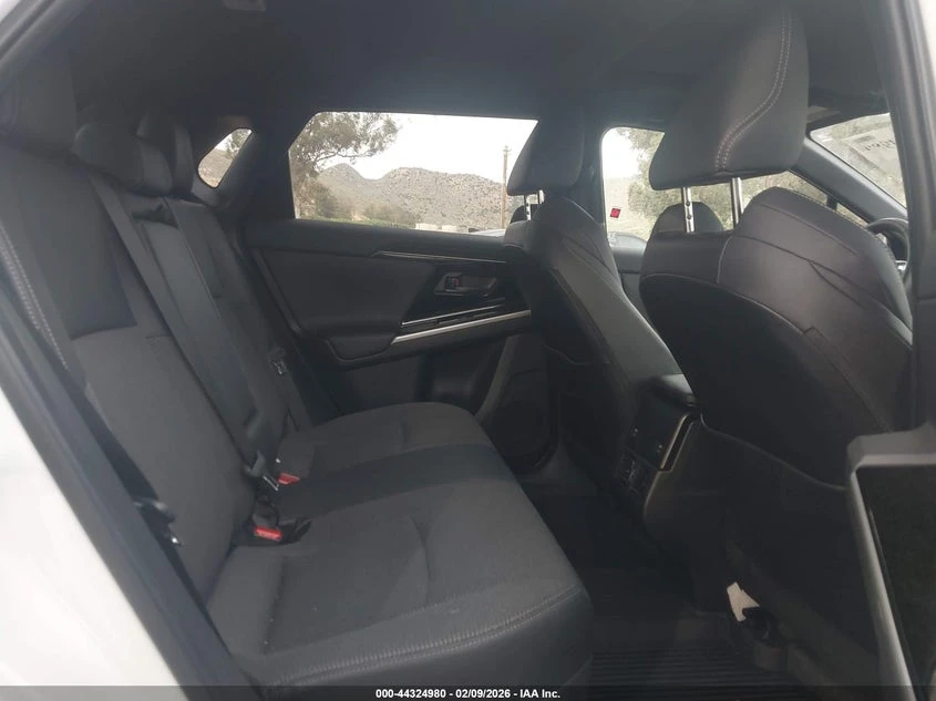 Toyota bZ4X Xle | Mobile.bg � ����������� 7