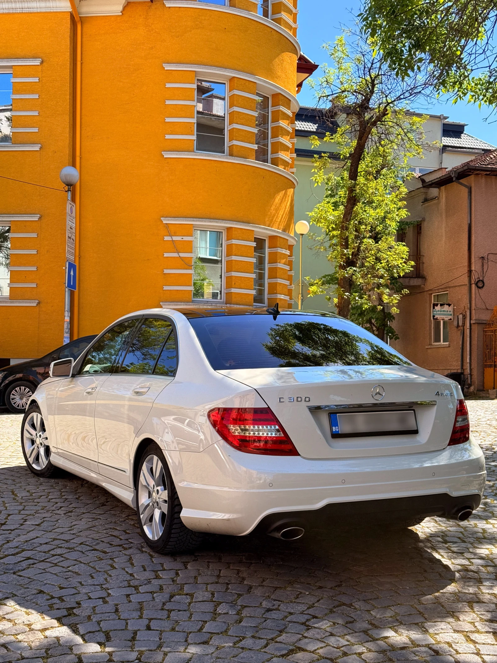 Mercedes-Benz C 300 W204 facelift, снимка 8 - Автомобили и джипове - 54336202