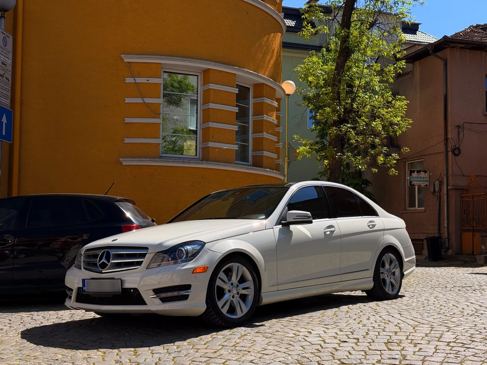 Mercedes-Benz C 300 W204 facelift, снимка 2 - Автомобили и джипове - 54336202