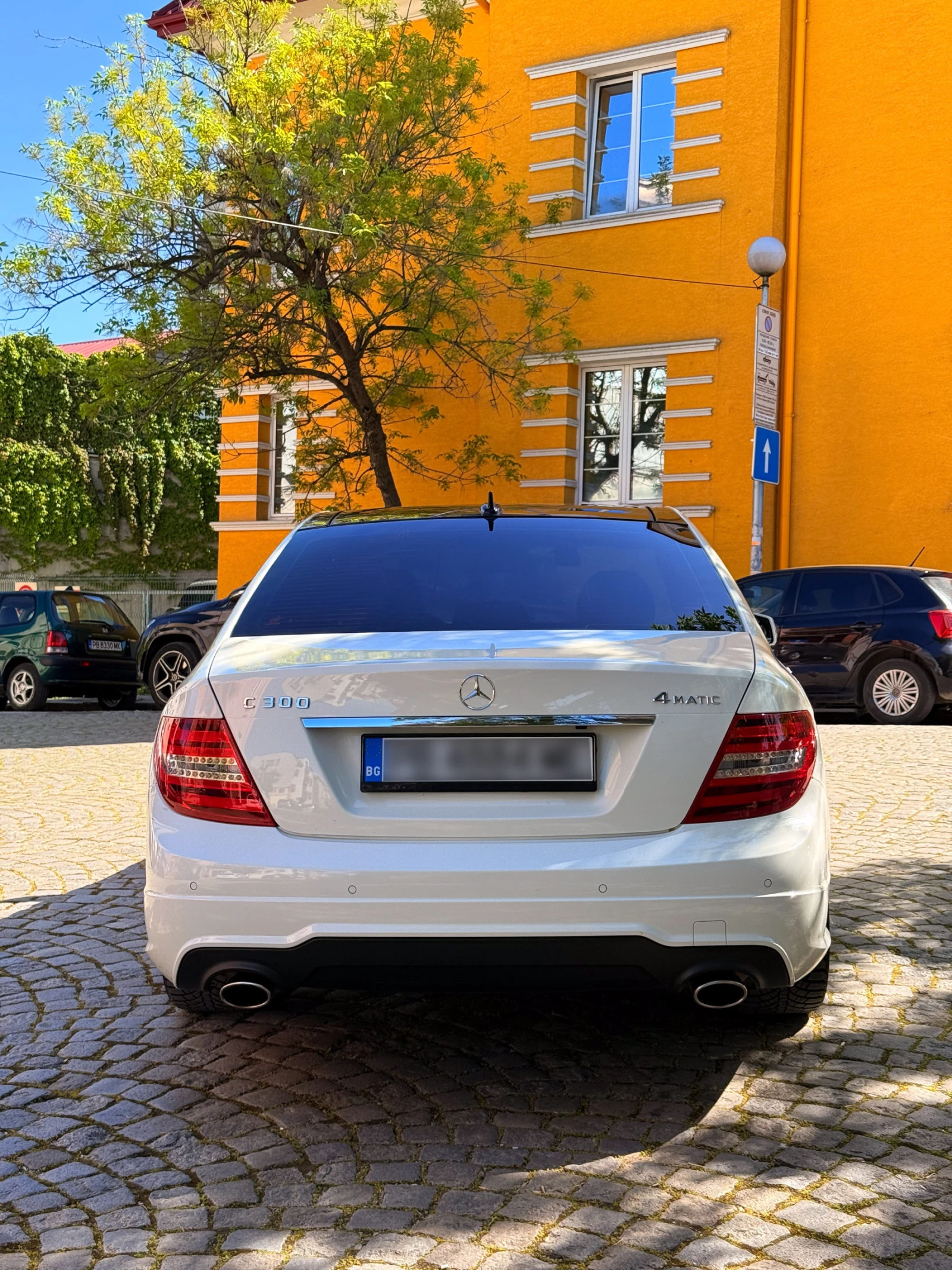 Mercedes-Benz C 300 W204 facelift, снимка 7 - Автомобили и джипове - 54336202