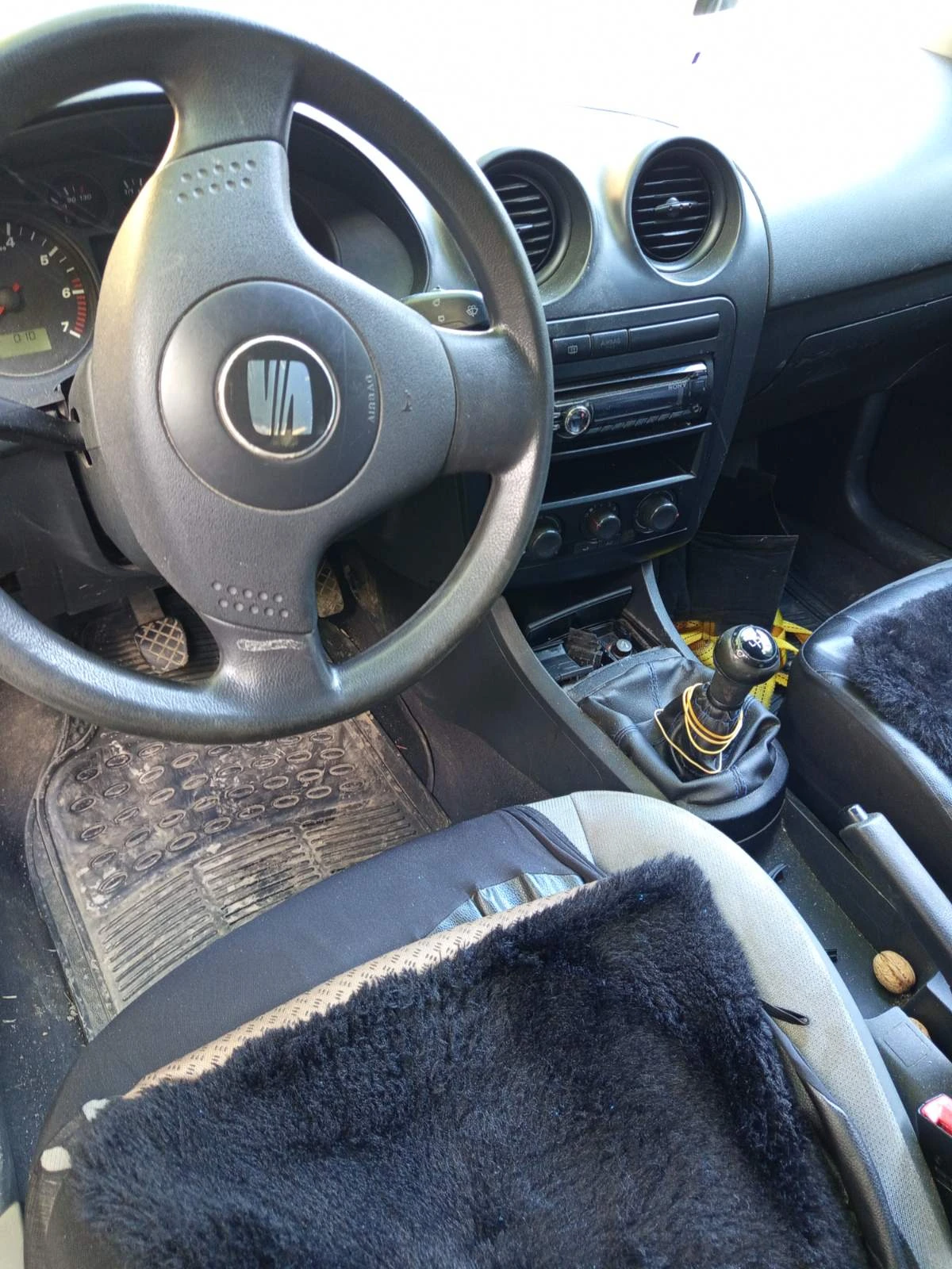 Seat Ibiza 1, 2 60�.�. | Mobile.bg � ����������� 4