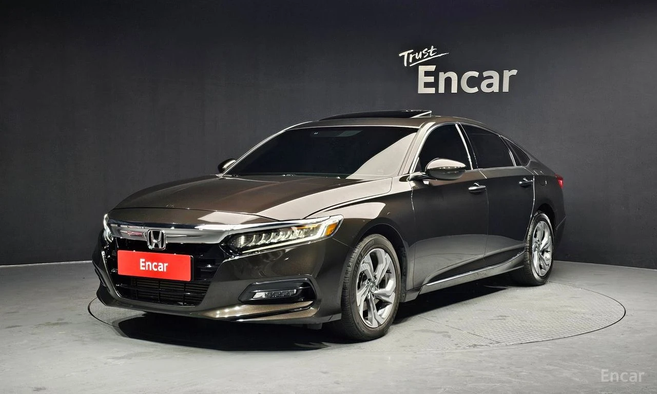 Honda Accord 1.5* TURBO* ПОДГРЕВ* КАМЕРА* КЕЙЛЕС* 