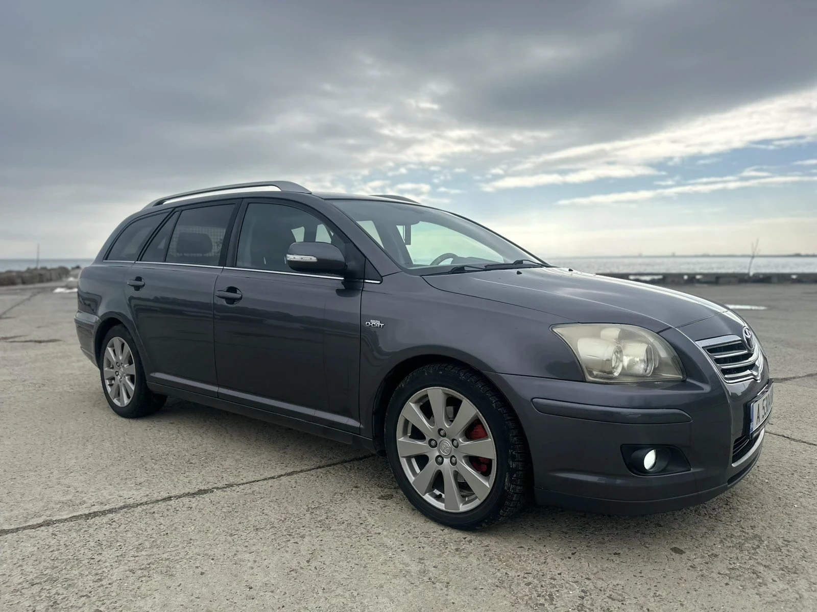 Toyota Avensis 2.2D-CAT, снимка 2 - Автомобили и джипове - 54874528
