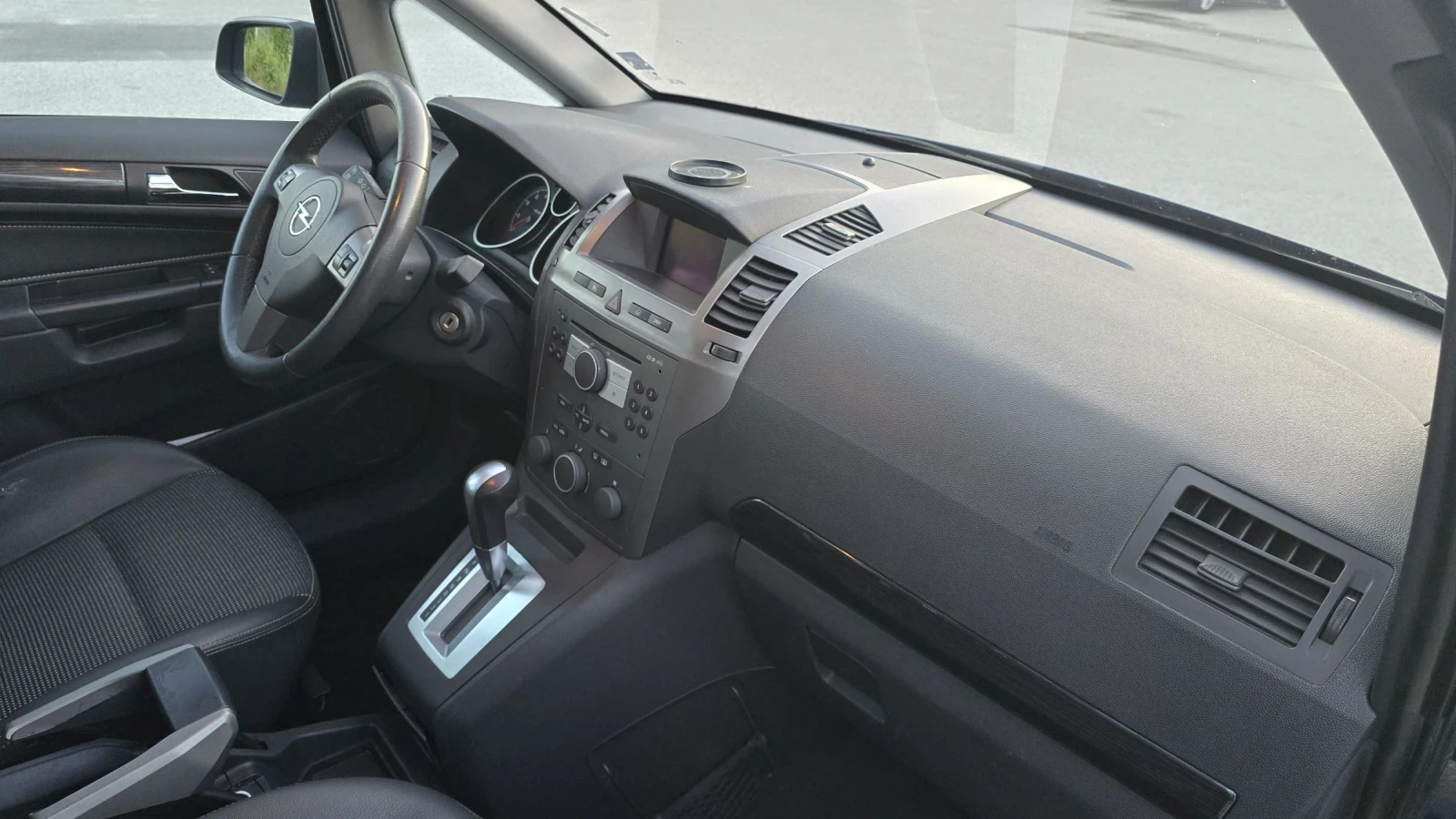 Opel Zafira 2.2 i Автоматик !!! , снимка 14 - Автомобили и джипове - 54933956