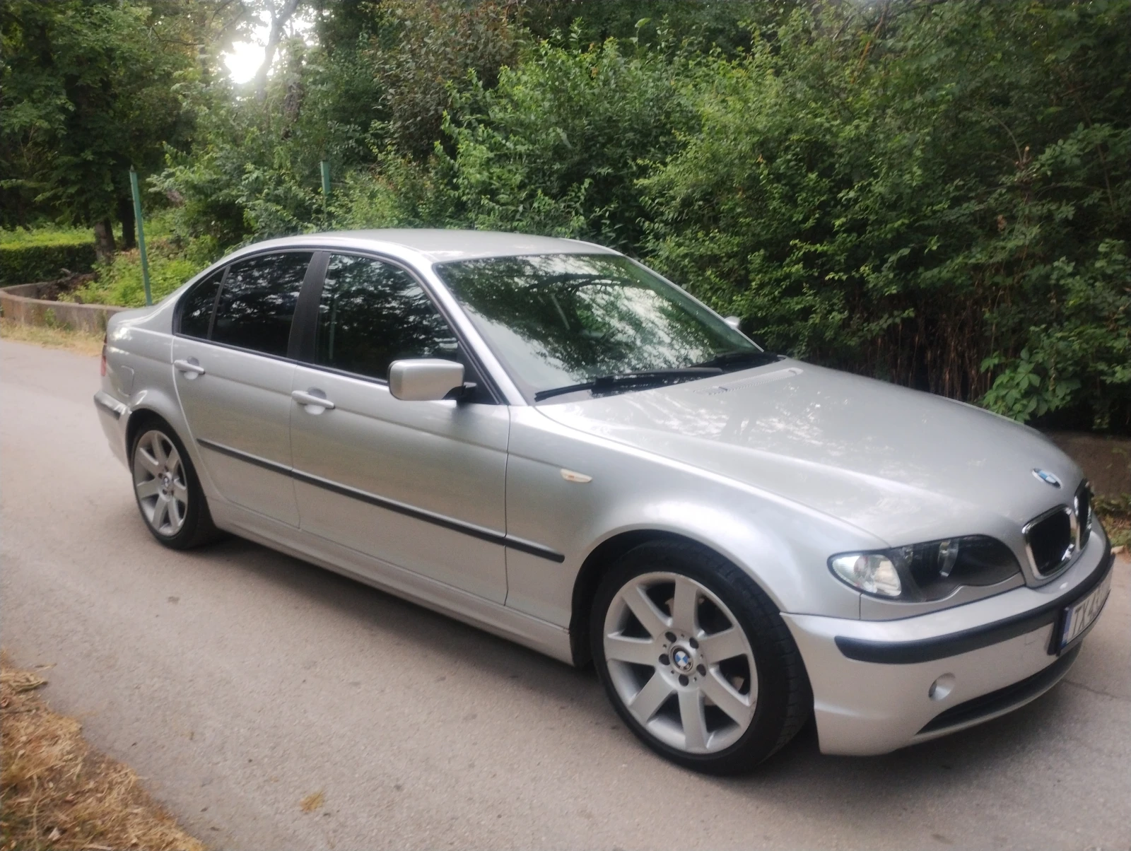 BMW 320 D, снимка 4 - Автомобили и джипове - 55159840