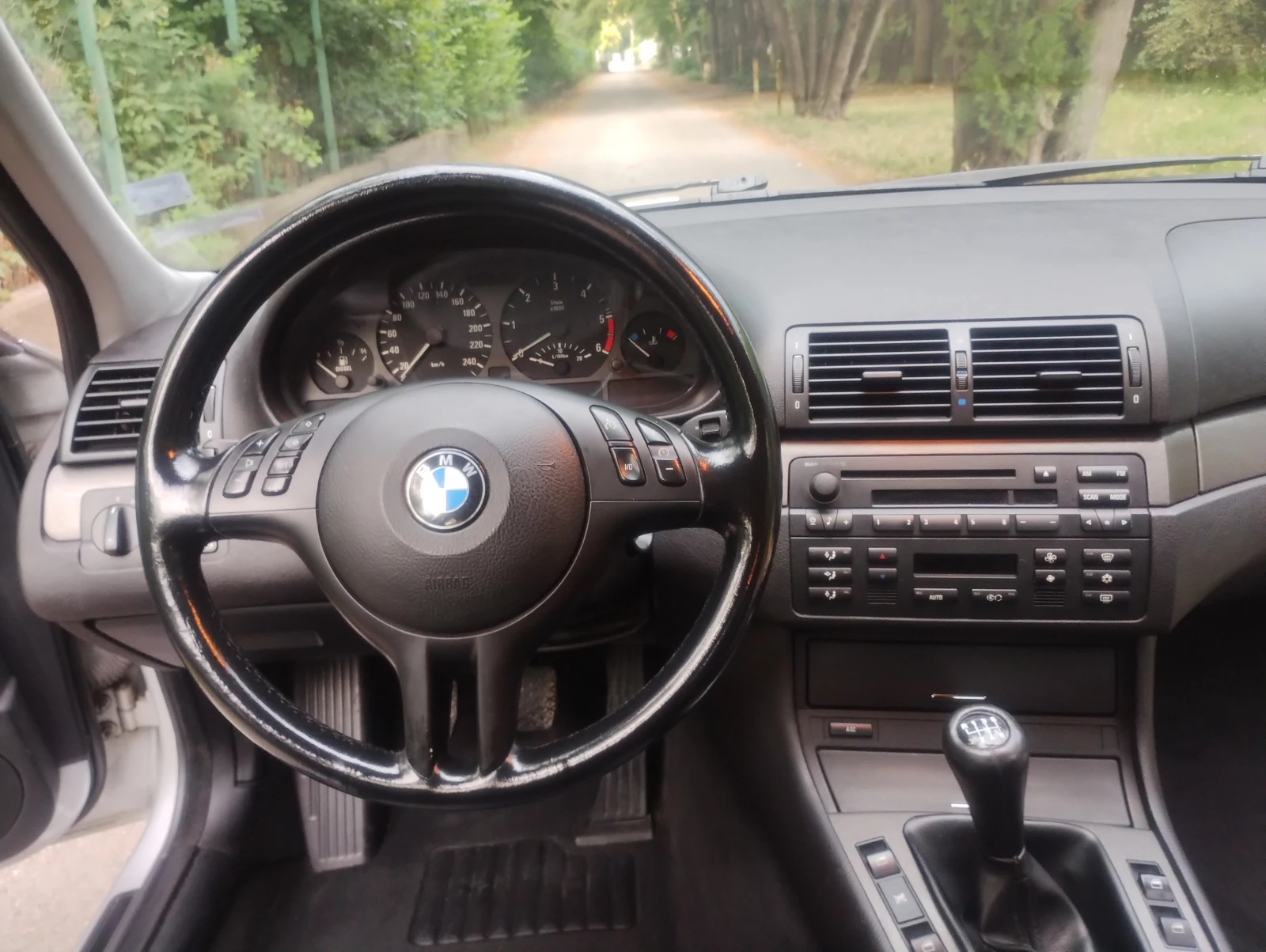 BMW 320 D, снимка 14 - Автомобили и джипове - 55159840