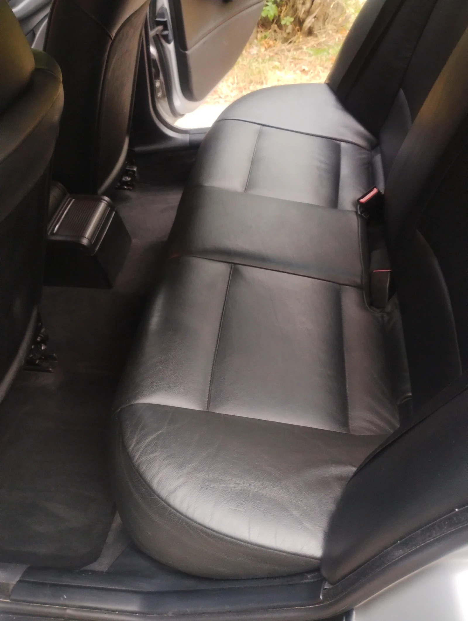 BMW 320 D, снимка 11 - Автомобили и джипове - 55159840