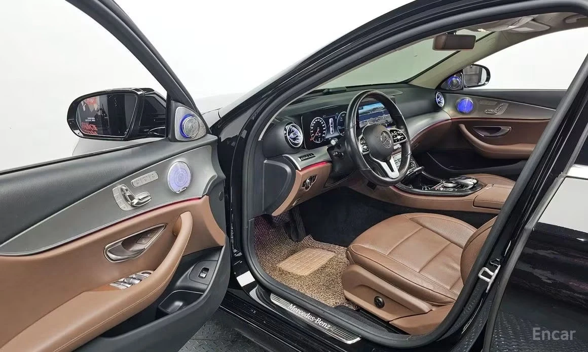 Mercedes-Benz E 300 AMG* 4Matic* Burmester Rotary* Face* Обдухване, снимка 7 - Автомобили и джипове - 55407875